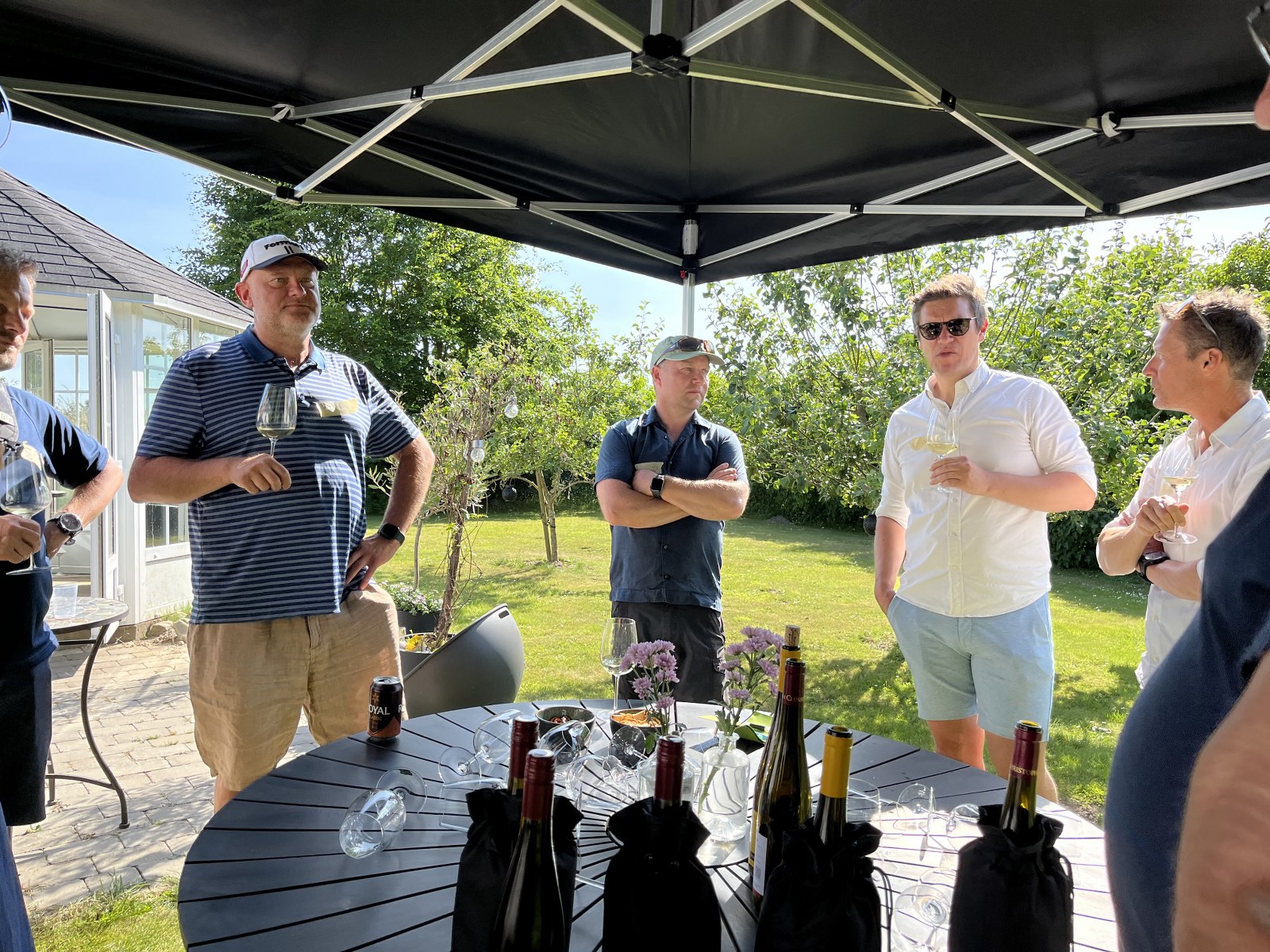 A506F5B3 C4EC 49CA 80DD 04646F24D529 1600X1200